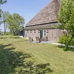4-person Rustiek In * سْخاخن
