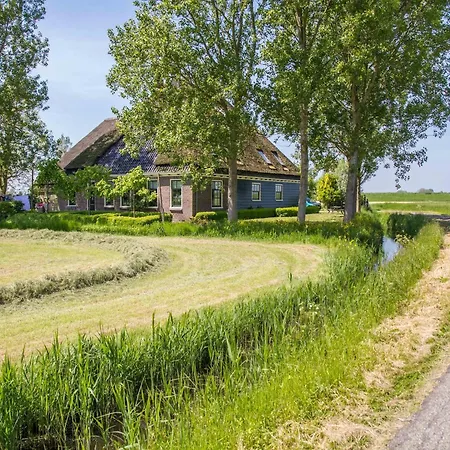 Rustic In Old Dutch Schagen